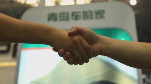 son şirket davası hakkında Car Home Garage Co., Ltd., Şanghay Uluslararası Otopark Ekipmanları Fuarı'na katıldı